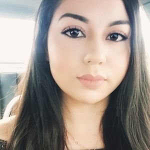 Meet your Posher, Adriana